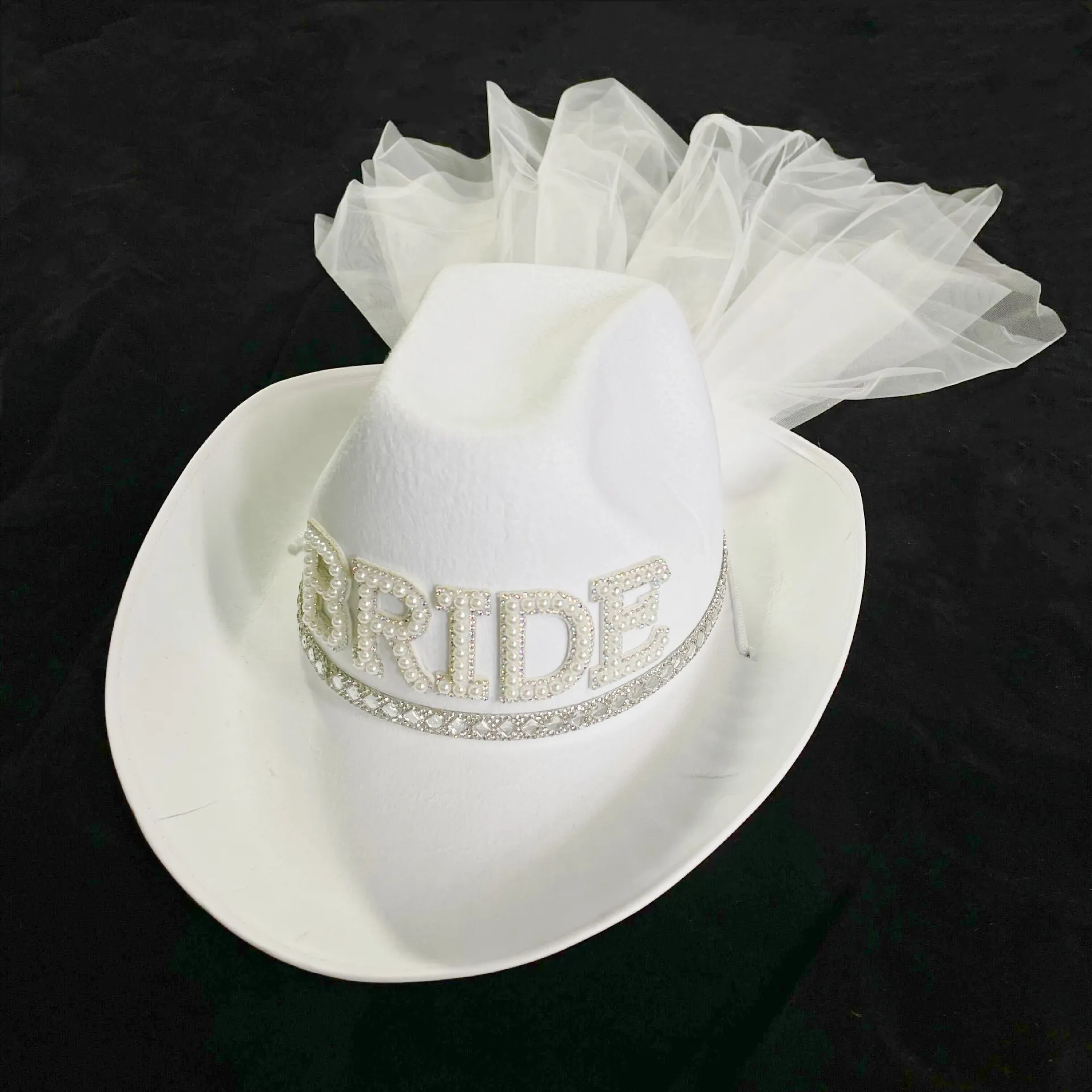 Fashionable Bride Cowboy Hat with Veil