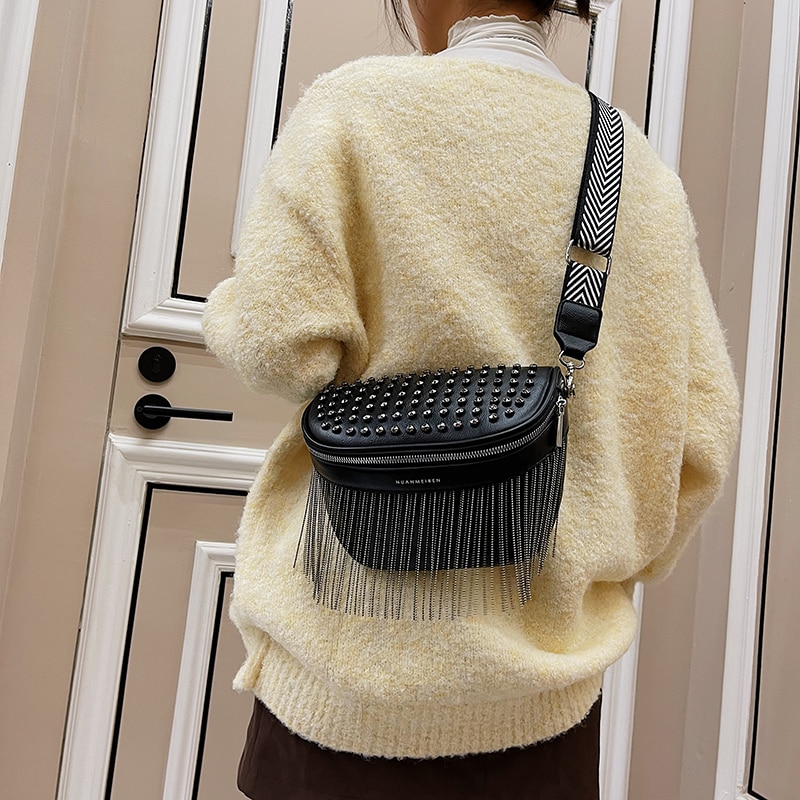 Fashionable Chest Bag for Ladies Fashionable Chest Bag for Ladies