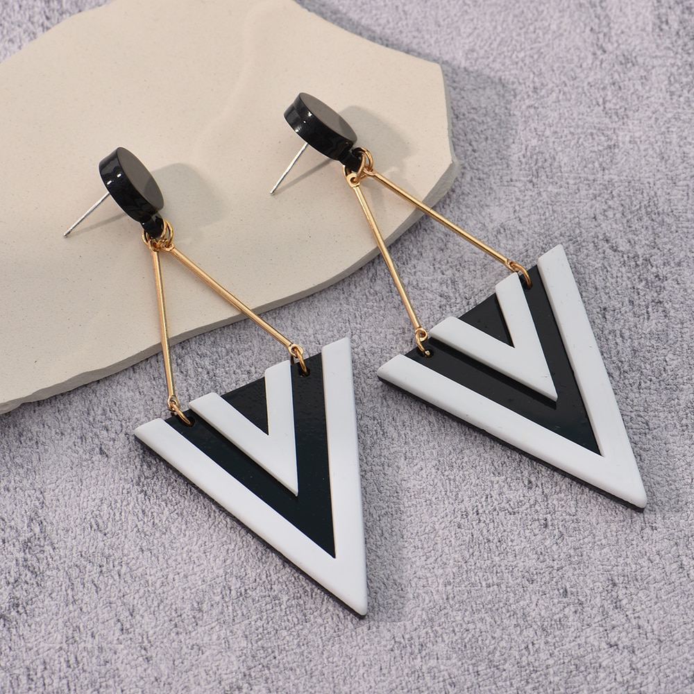 Fashionable Geometric Triangle Drop Earrings Fashionable Geometric Triangle Drop Earrings