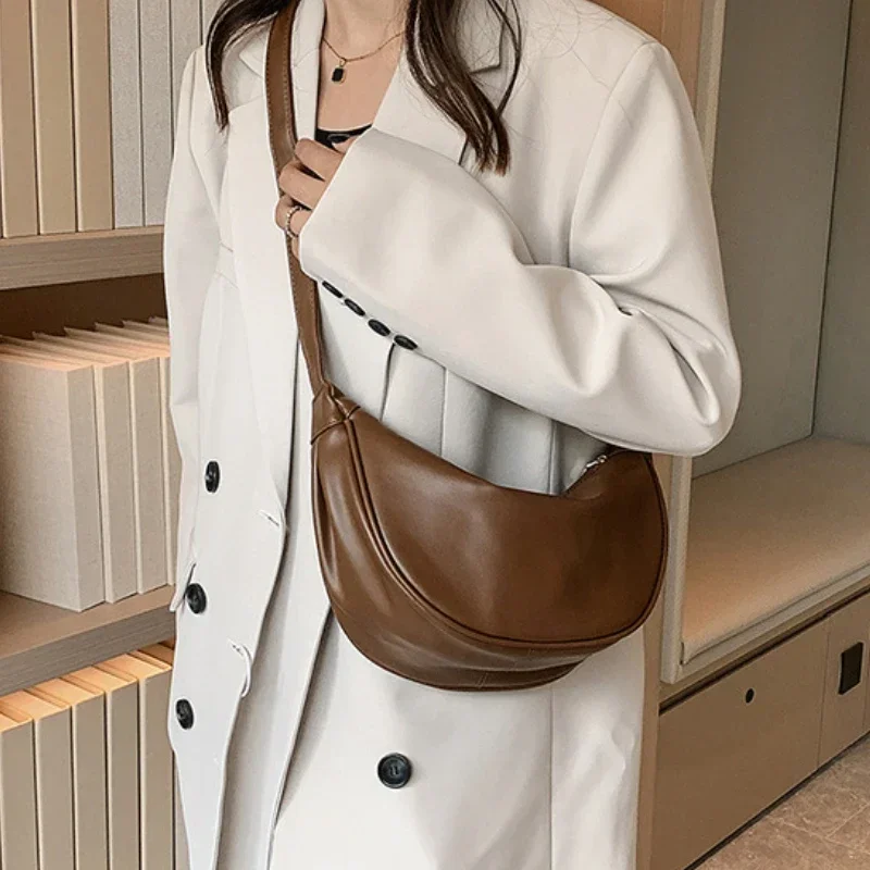 Fashionable Half Moon Shoulder Bag