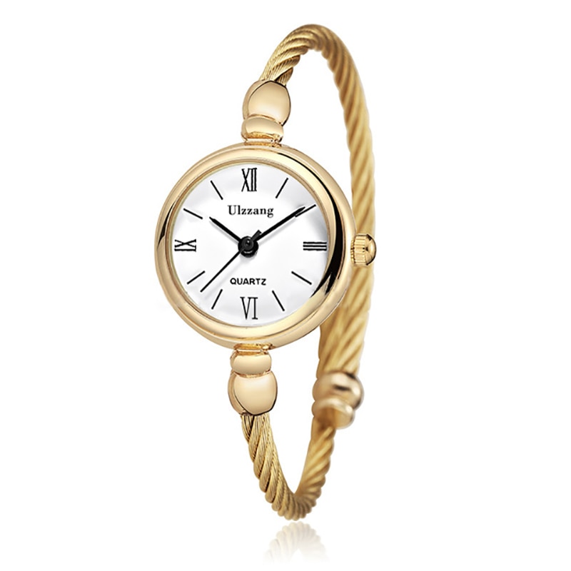 Fashionable Ladies Bangle Watch Fashionable Ladies Bangle Watch