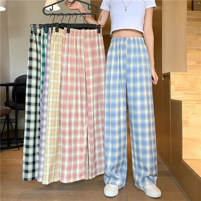 Fashionable Ladies Plaid Pants Fashionable Ladies Plaid Pants