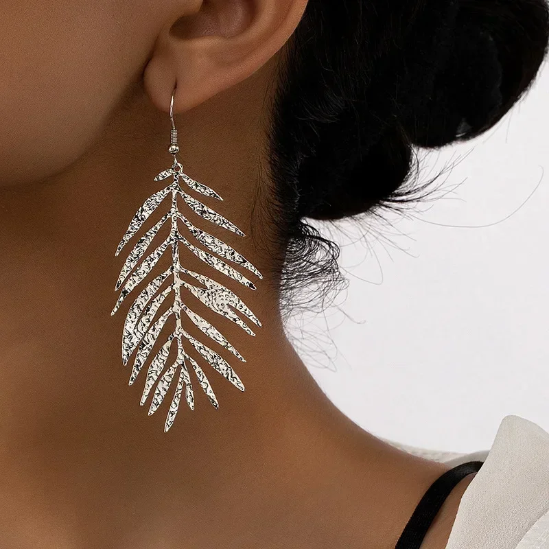 Fashionable Leaf Drop Earrings Fashionable Leaf Drop Earrings