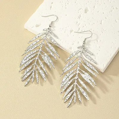 Fashionable Leaf Drop Earrings Fashionable Leaf Drop Earrings