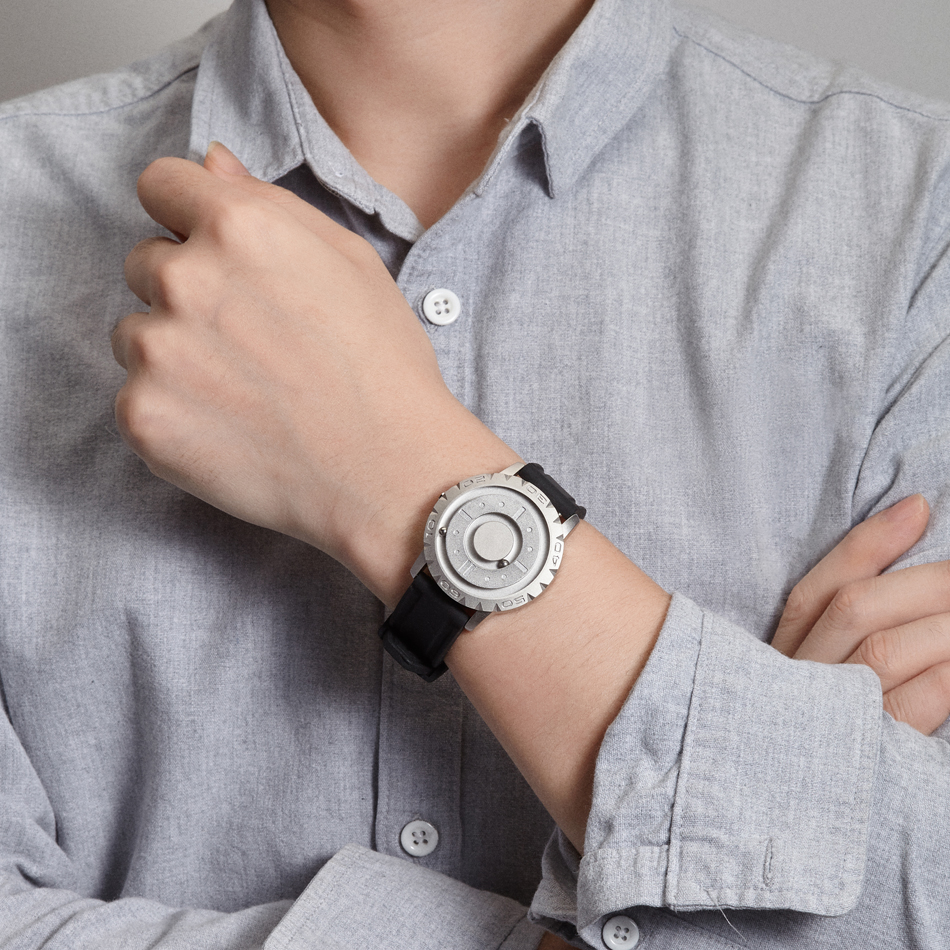 Fashionable Magnet Watch for Men Fashionable Magnet Watch for Men