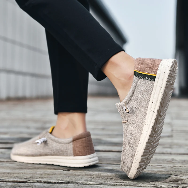 Fashionable Slip-on Canvas Shoes for Men Fashionable Slip-on Canvas Shoes for Men
