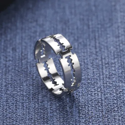 Fashionable Stainless Steel Blade Ring Fashionable Stainless Steel Blade Ring