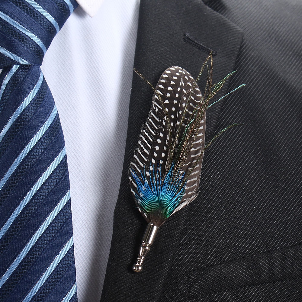 Fashionable Unisex Peacock Feather Brooch