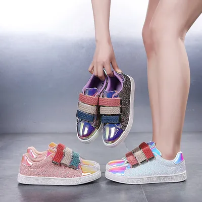 Fashionable Womens Glitter Sneakers Fashionable Womens Glitter Sneakers