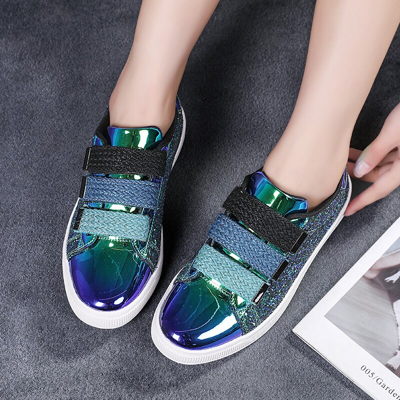 Fashionable Womens Glitter Sneakers Fashionable Womens Glitter Sneakers