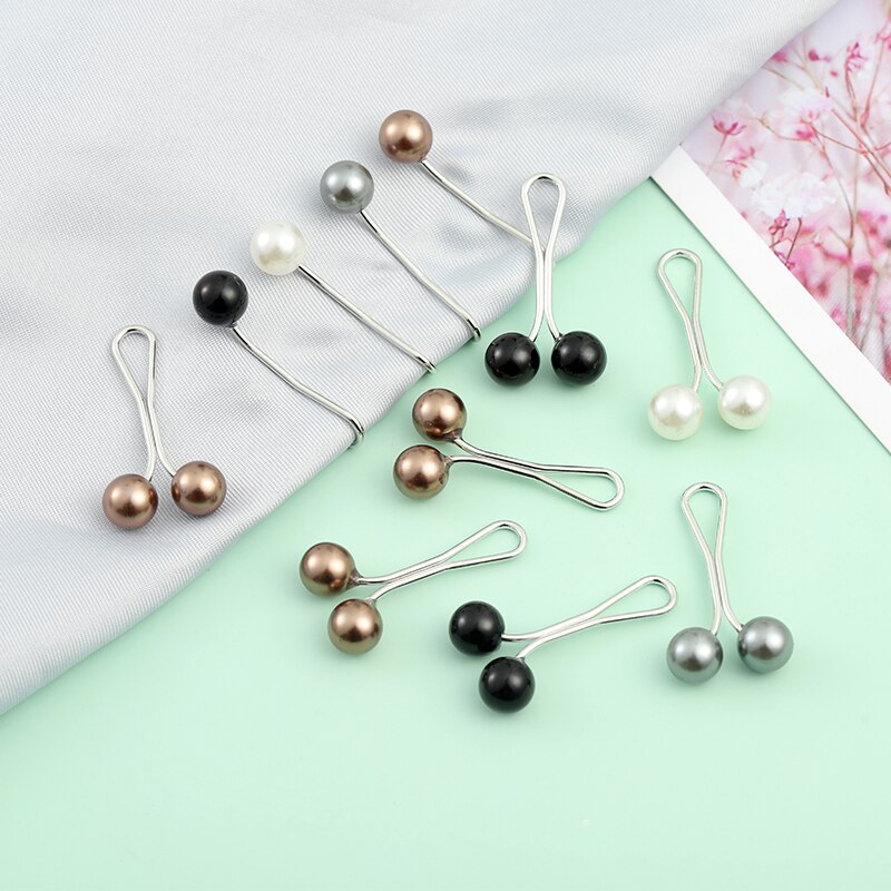 Faux Pearl Hijab Clips (12pcs) Faux Pearl Hijab Clips (12pcs)