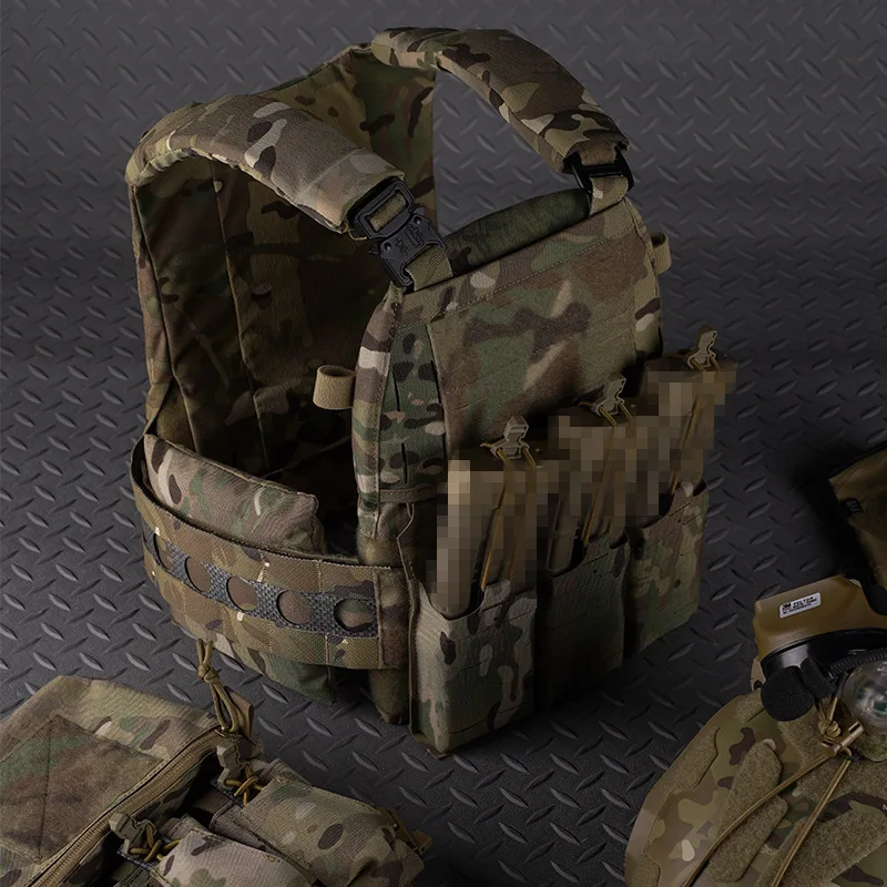 Ferro V5 FCPC Hunting Plate Carrier Modular Portable MOLLE Airsoft Training Triple Magazine Pouch With Zip On Back