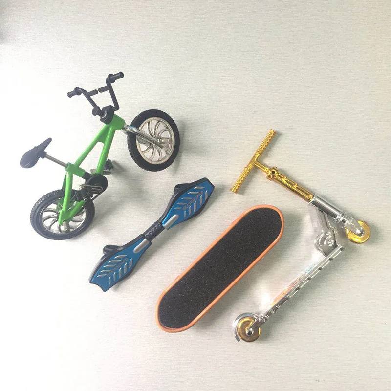Finger Scooter Mini Finger Skateboarding PlasticFingerboard Toys Skate Boarding Classic Chic Game Boys Desk Toys For Finger Scooter Mini Finger Skateboarding PlasticFingerboard Toys Skate Boarding Classic Chic Game Boys Desk Toys For