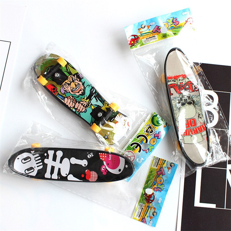 Finger Skateboards Mini Toys (10pcs)