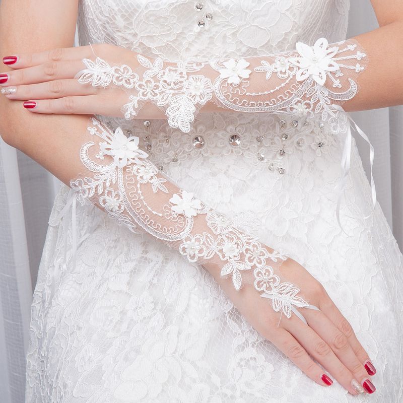 Fingerless Adjustable Lace Wedding Gloves