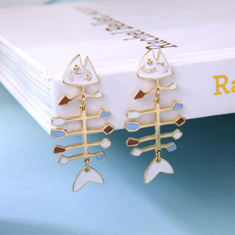 Fishbone Earrings Fashionable Stud Earrings Fishbone Earrings Fashionable Stud Earrings