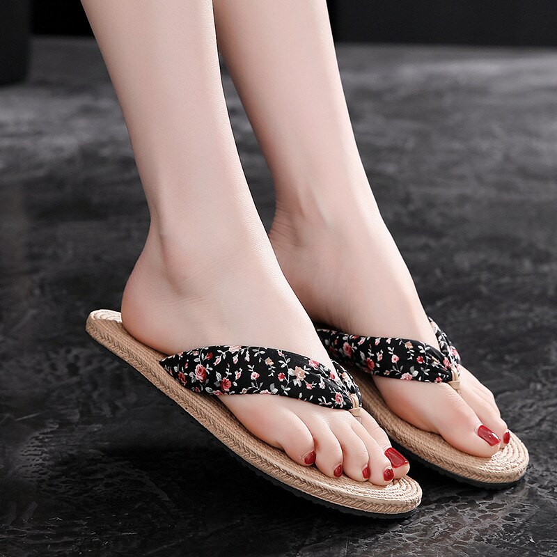 Flat Beach Slippers for Women Flat Beach Slippers for Women