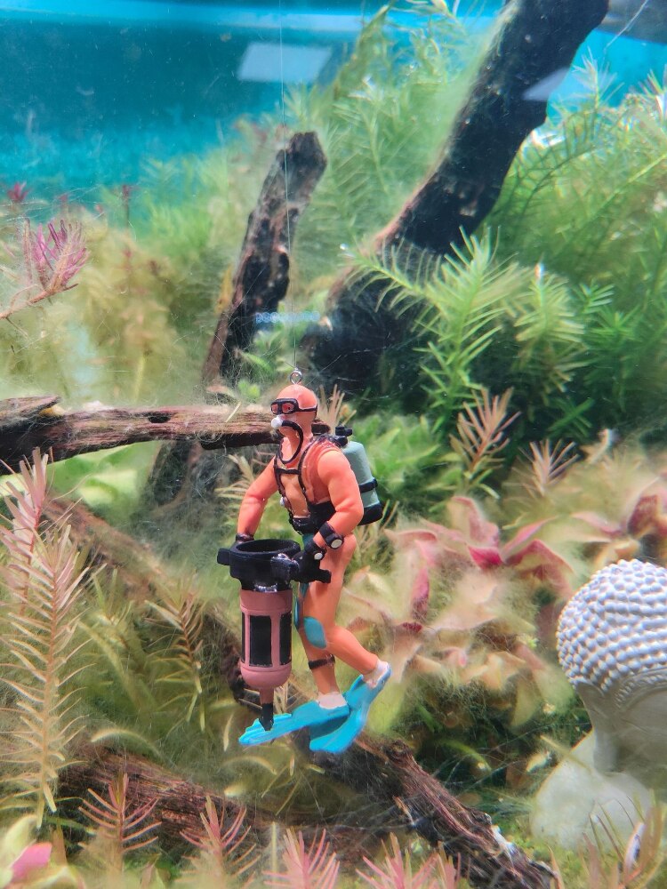 Floating Aquarium Diver Ornament
