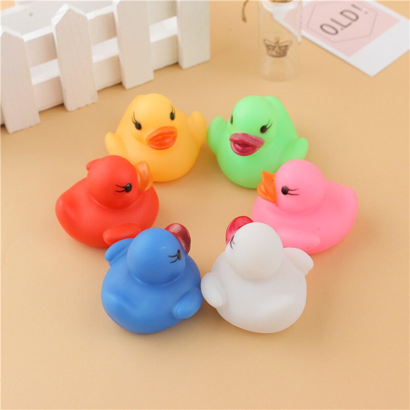 Floating Duck Light Up Bath Toys (6pcs) Floating Duck Light Up Bath Toys (6pcs)