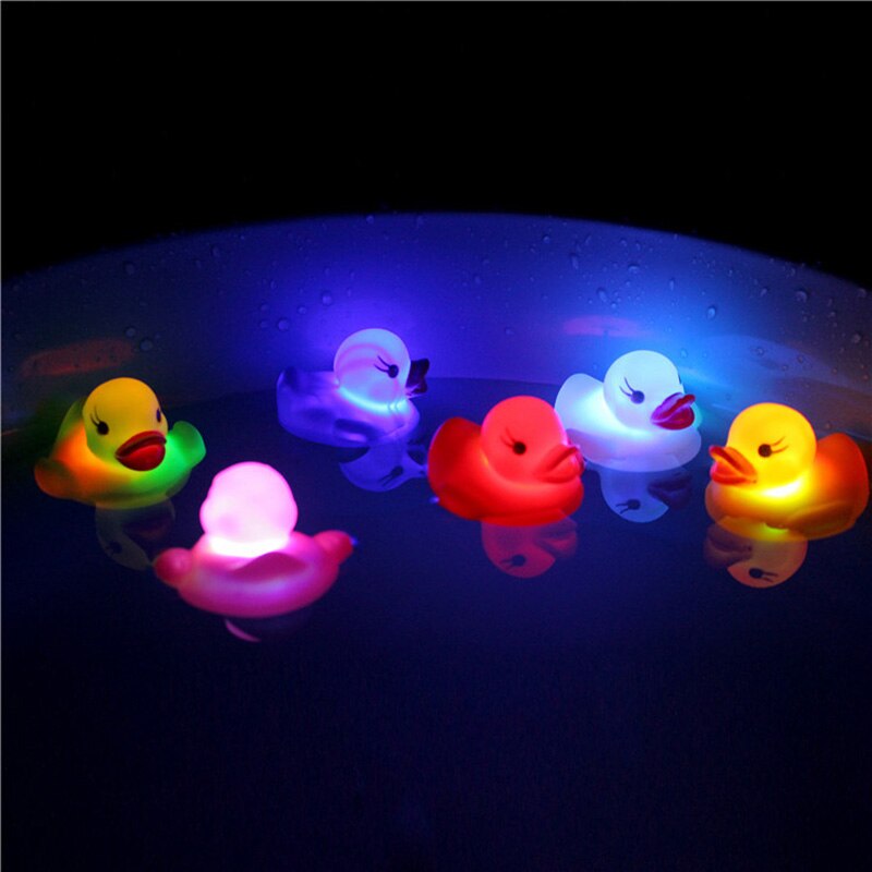 Floating Duck Light Up Bath Toys (6pcs) Floating Duck Light Up Bath Toys (6pcs)