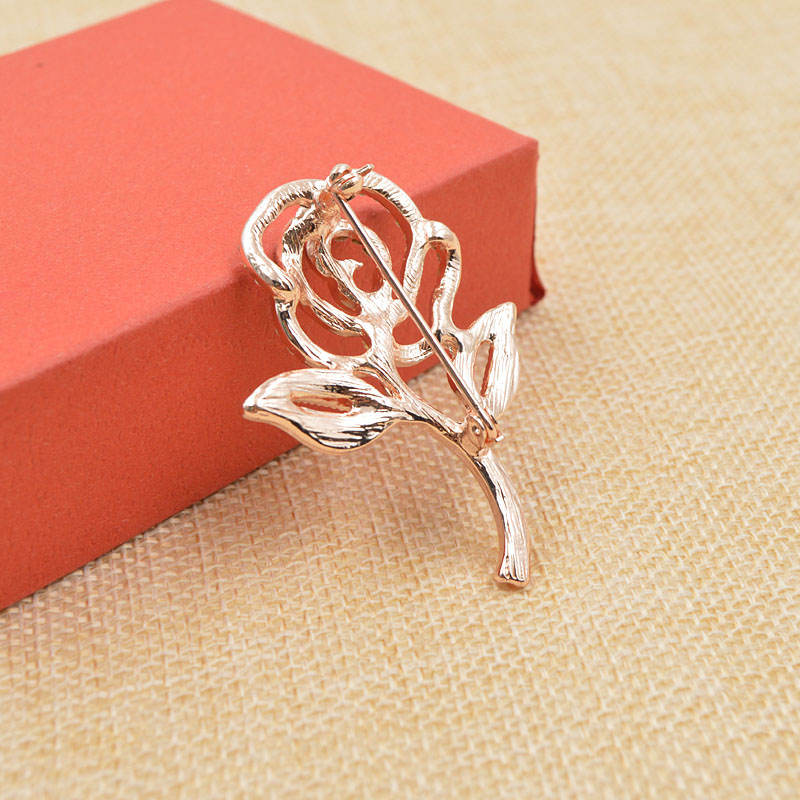 Flower Brooch Ladies Fashion Accessories Flower Brooch Ladies Fashion Accessories