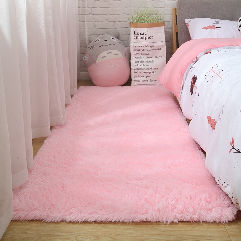 Fluffy Non Slip Bedside Carpet Fluffy Non Slip Bedside Carpet