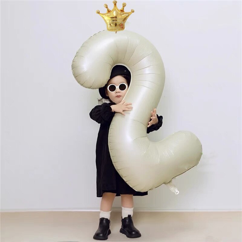 Foil Big Number Balloon with Crown
