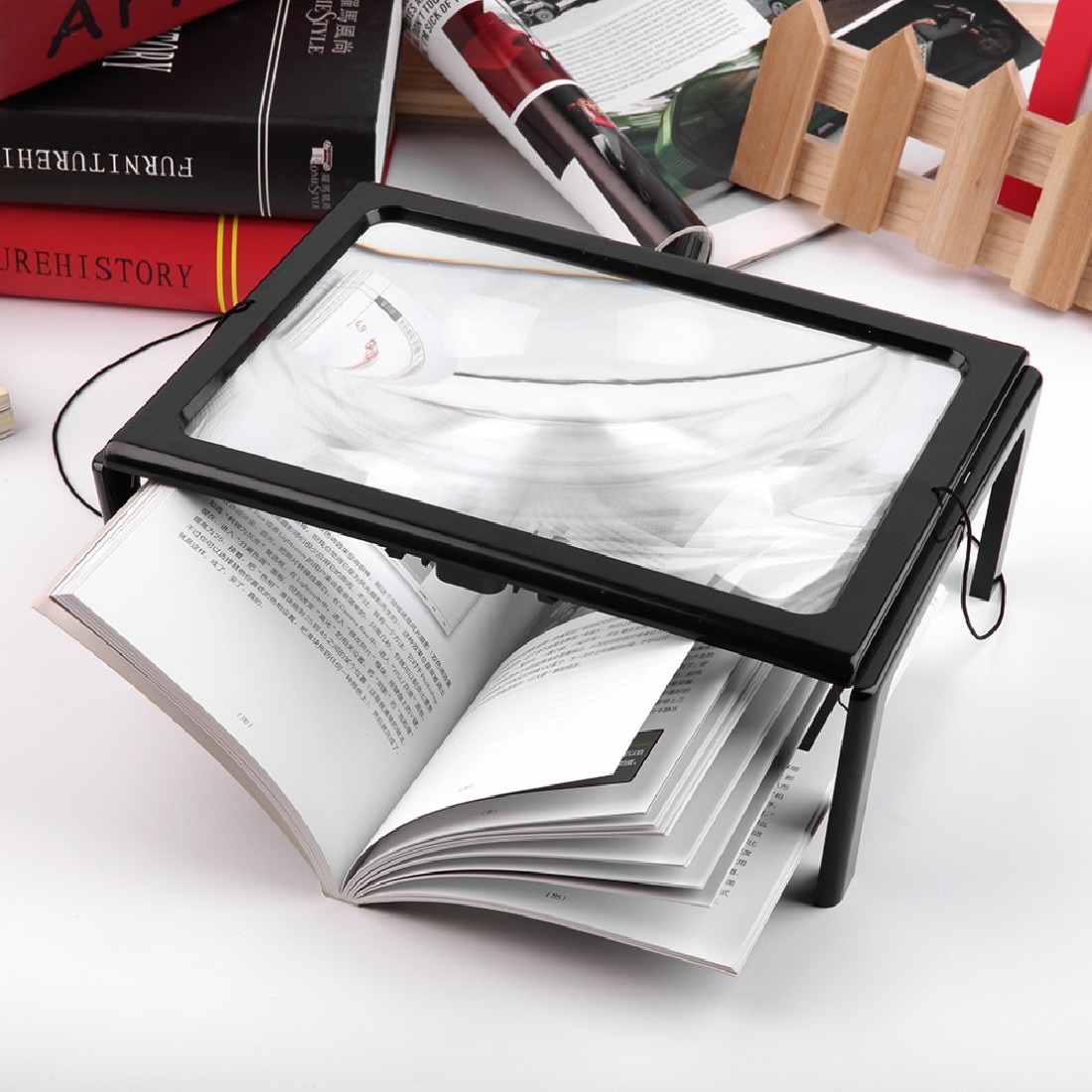 Foldable Hands Free Magnifier with Light