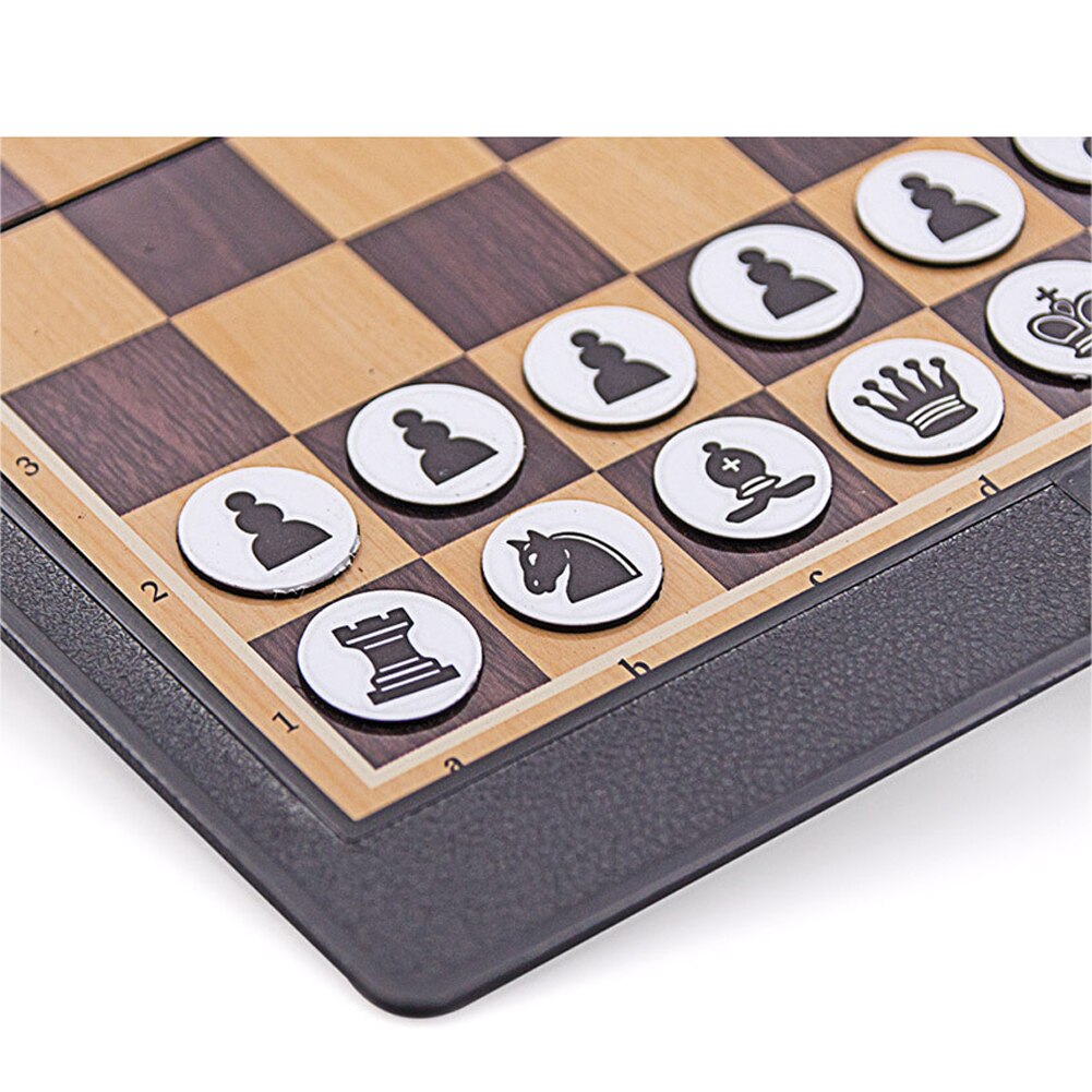 Foldable Magnetic Pocket Chess Set Foldable Magnetic Pocket Chess Set