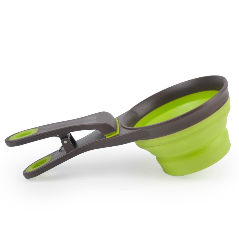 Foldable Pet Food Scooper with Clip Foldable Pet Food Scooper with Clip