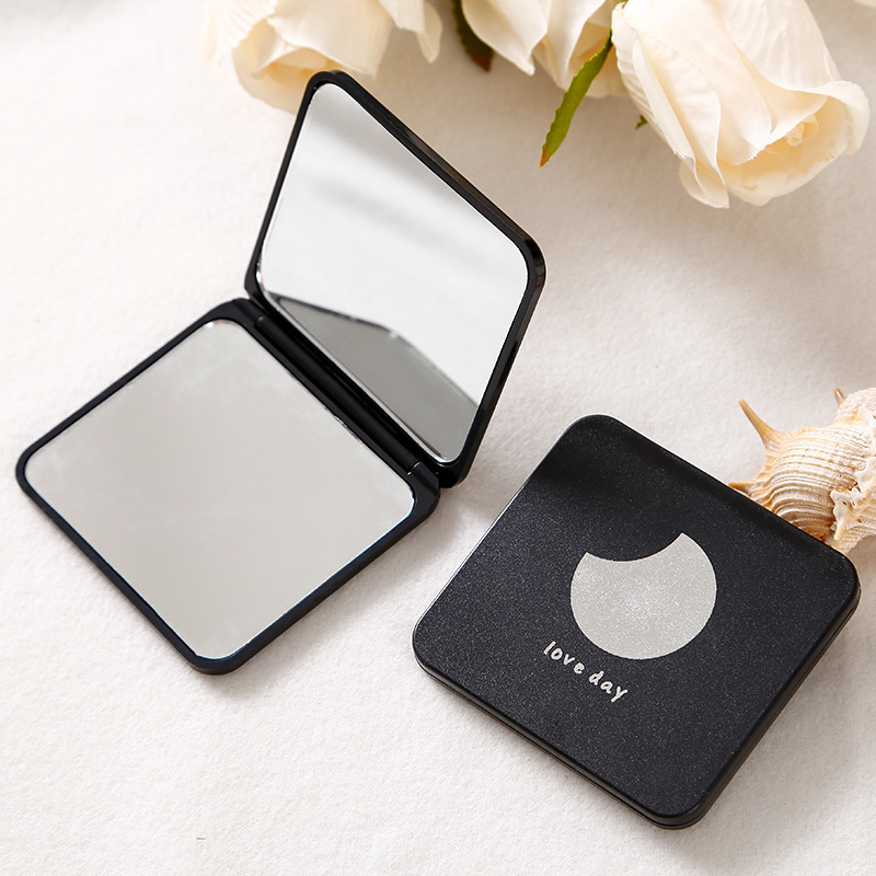 Foldable Pocket Makeup Mirror Foldable Pocket Makeup Mirror
