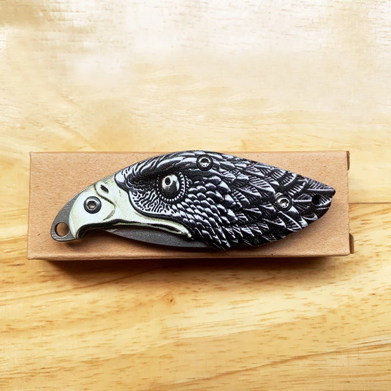 Folding Pocket Knife in the Design of an Eagle Folding Pocket Knife in the Design of an Eagle