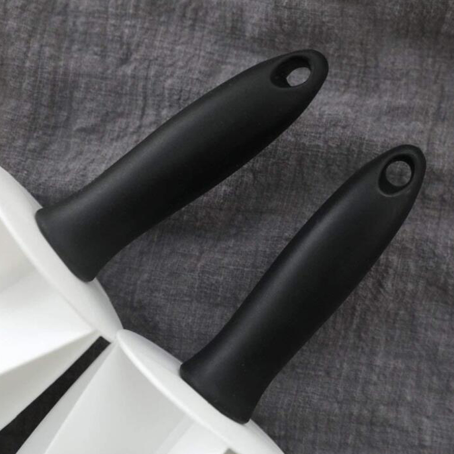 Food Grade Plastic Croissant Cutter Roller Food Grade Plastic Croissant Cutter Roller
