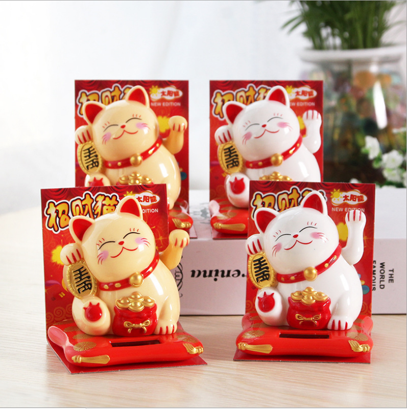 Fortune Cat Maneki Neko Solar Power