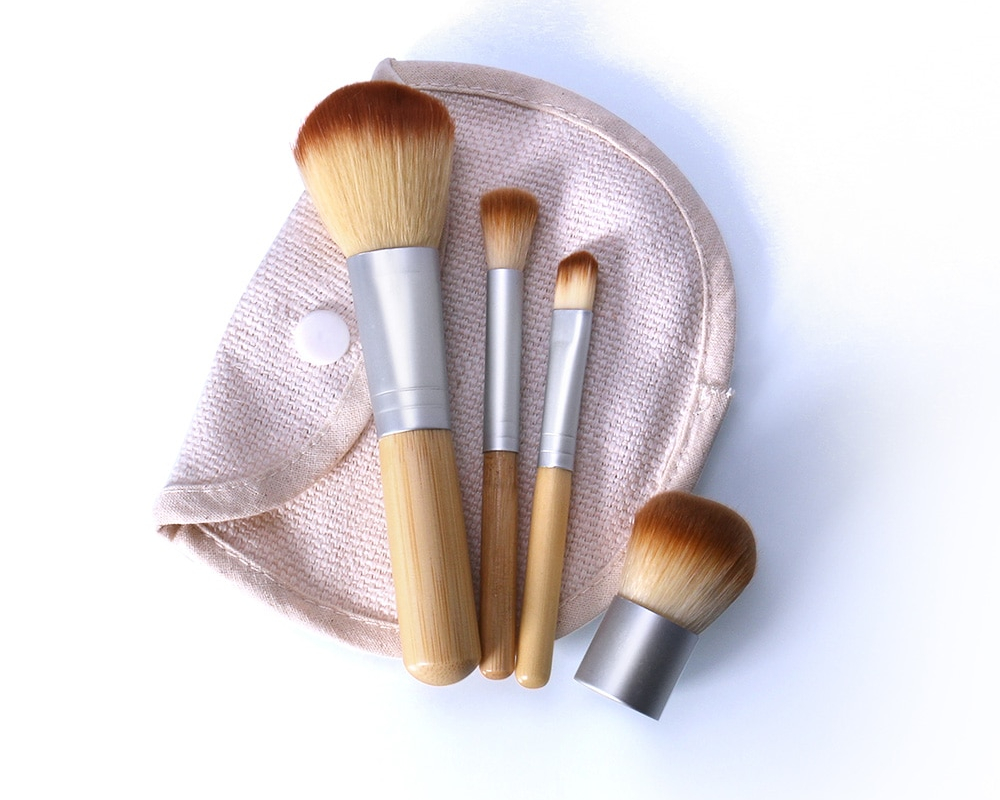 Foundation Brush Makeup Tools (4 pieces) Foundation Brush Makeup Tools (4 pieces)