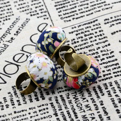 Freesize Floral Pin Cushion Ring Freesize Floral Pin Cushion Ring