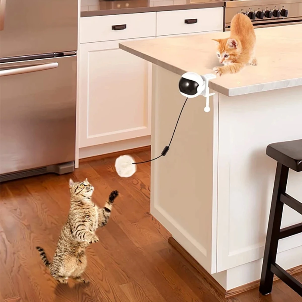 Fun Lifting Ball Electric Motion Cat Toy With Automatic Retractable Cat Teasing Ball Rotating Interactive Puzzle Pet Fun Lifting Ball Electric Motion Cat Toy With Automatic Retractable Cat Teasing Ball Rotating Interactive Puzzle Pet