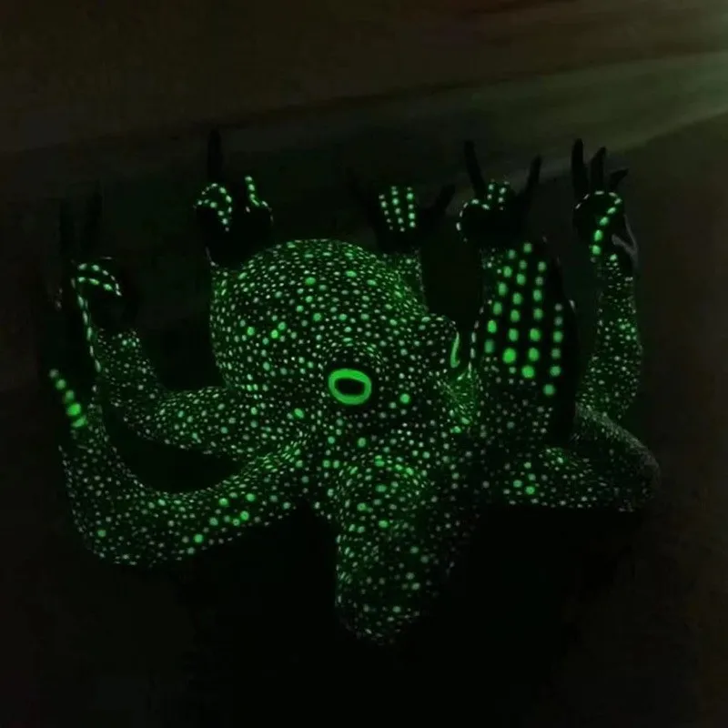 Funny Garden and Aquarium Statue Ornaments Octopus Miniature With Middle Fingers Luminous Office Tabletop Bar Funny Garden and Aquarium Statue Ornaments Octopus Miniature With Middle Fingers Luminous Office Tabletop Bar