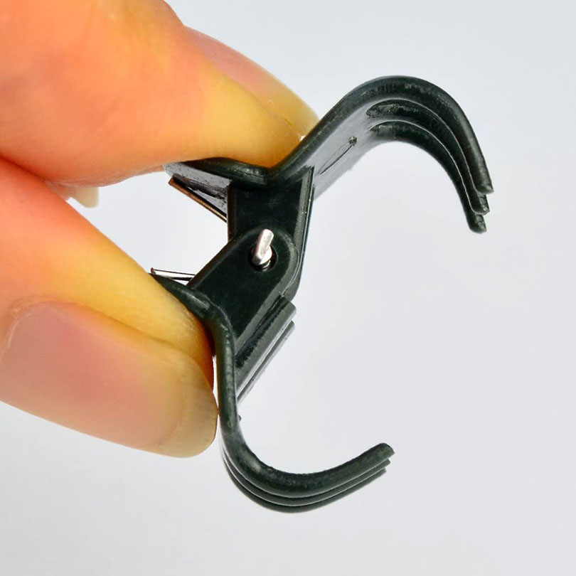 Garden Plant Clips (100pcs) Garden Plant Clips (100pcs)