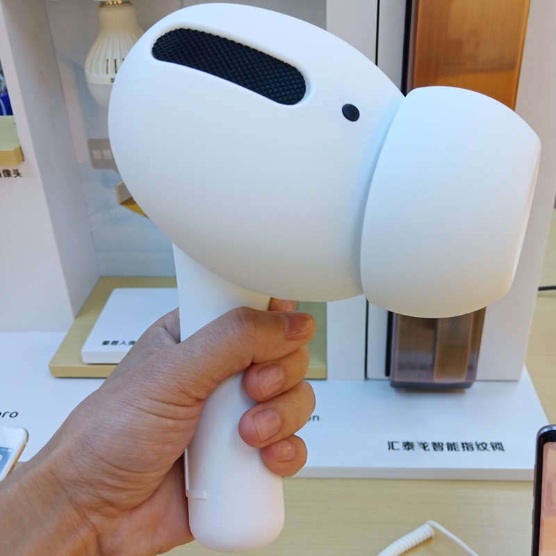 Giant Bluetooth Speaker Headset Design Giant Bluetooth Speaker Headset Design