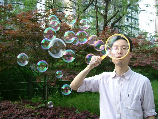 Giant Bubble Wand Plastic Toy Set Giant Bubble Wand Plastic Toy Set