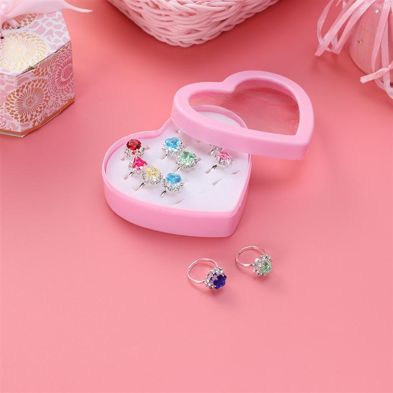 Girls' Plastic Toy Rings in Heart Box (12 pcs) Girls' Plastic Toy Rings in Heart Box (12 pcs)