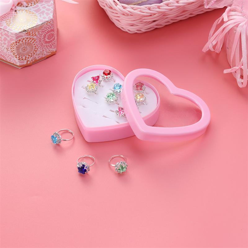 Girls' Plastic Toy Rings in Heart Box (12 pcs) Girls' Plastic Toy Rings in Heart Box (12 pcs)