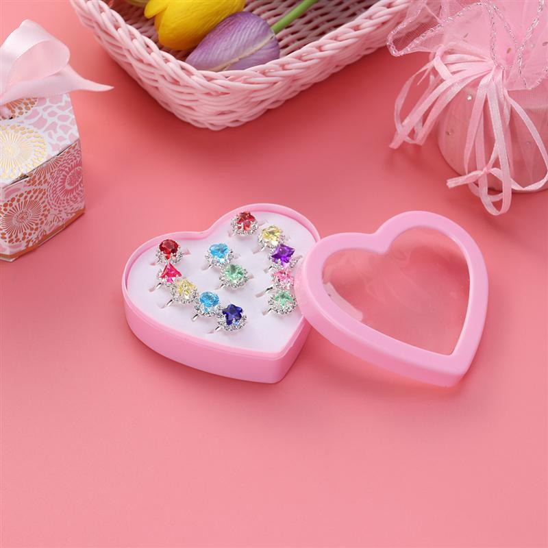 Girls' Plastic Toy Rings in Heart Box (12 pcs) Girls' Plastic Toy Rings in Heart Box (12 pcs)