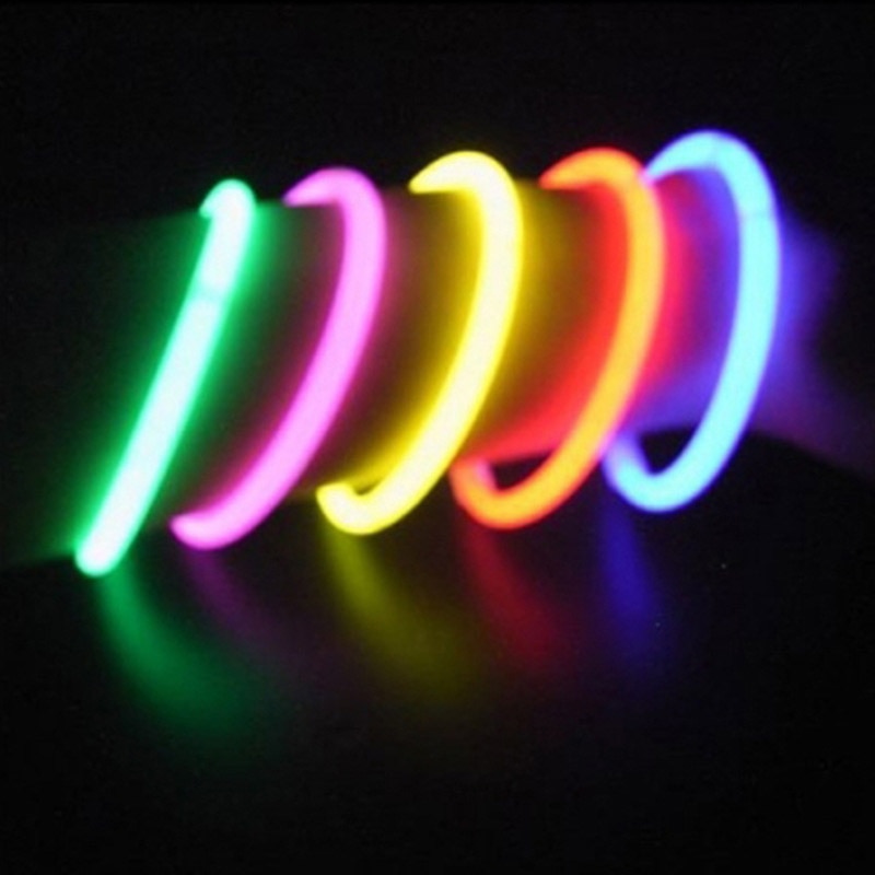 Glow Sticks Neon Light Party Bracelets (100 PCS) Glow Sticks Neon Light Party Bracelets (100 PCS)