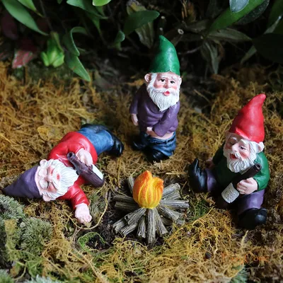 Gnome Figurines Fairy Garden Miniatures (4 pcs) Gnome Figurines Fairy Garden Miniatures (4 pcs)