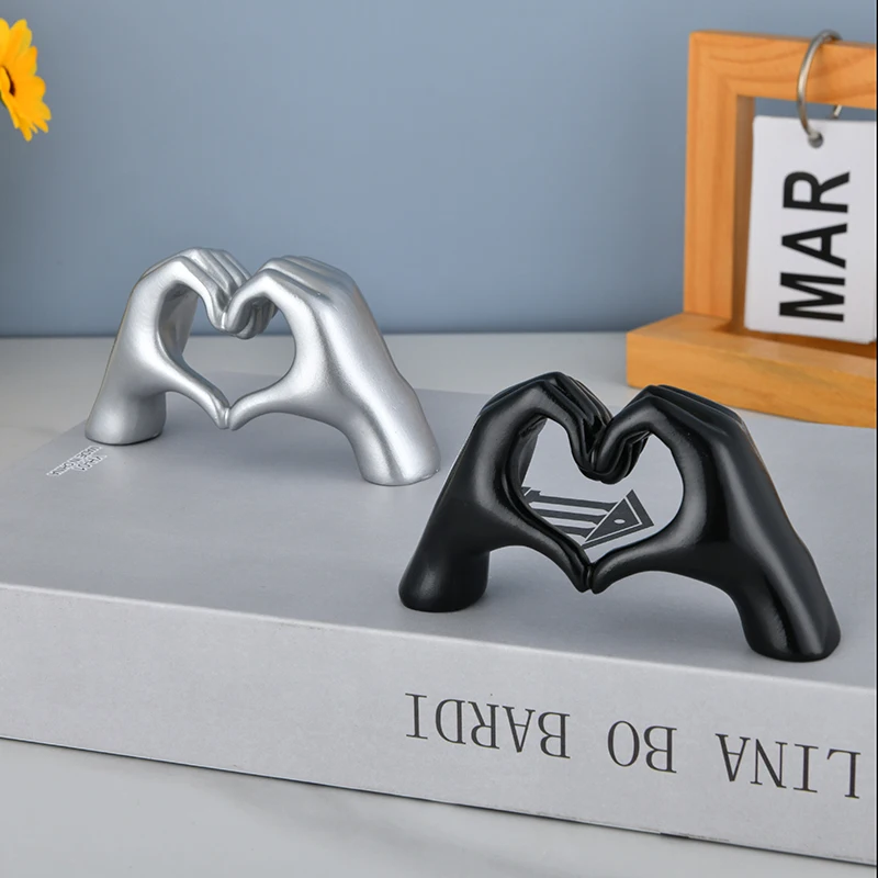 Gold Decoration, Heart Hand Statue Living Room Bedroom Decoration, Love Finger Modern Hand Gesture Sculpture Home Shelf