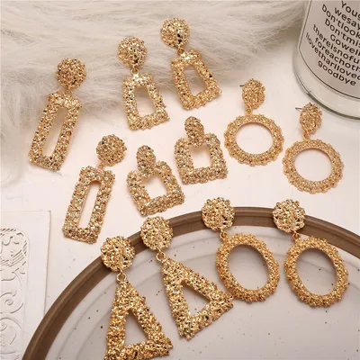 Gold Drop Earrings Fashionable Accessory Gold Drop Earrings Fashionable Accessory