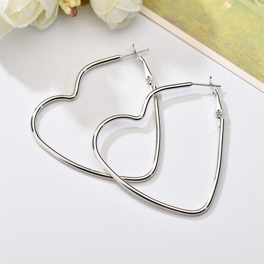 Gold Heart Hoop Earrings (2 pcs)