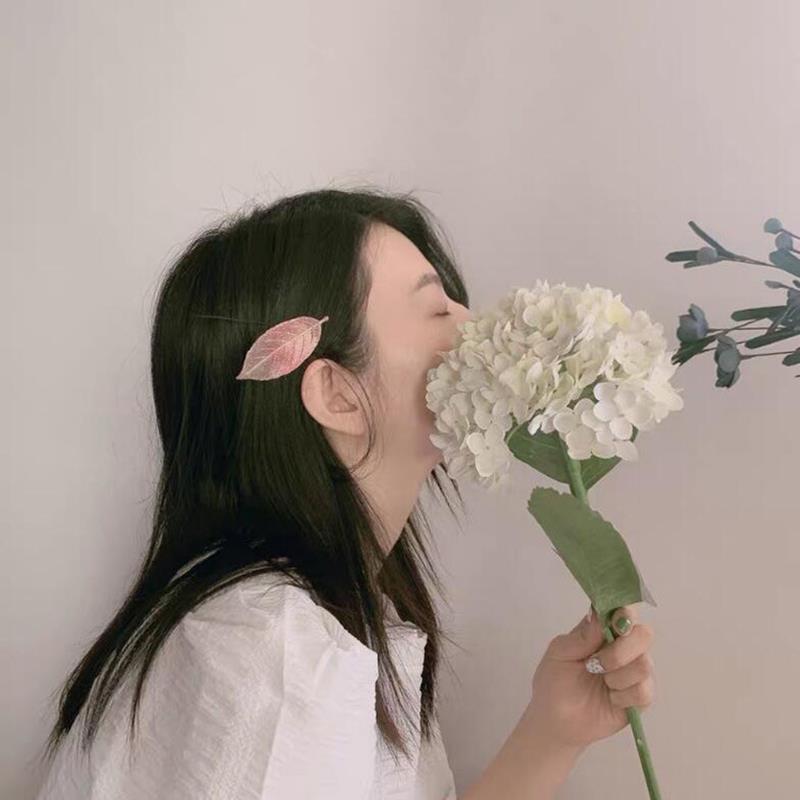 Gradient Cloth Leaf Hair Clip